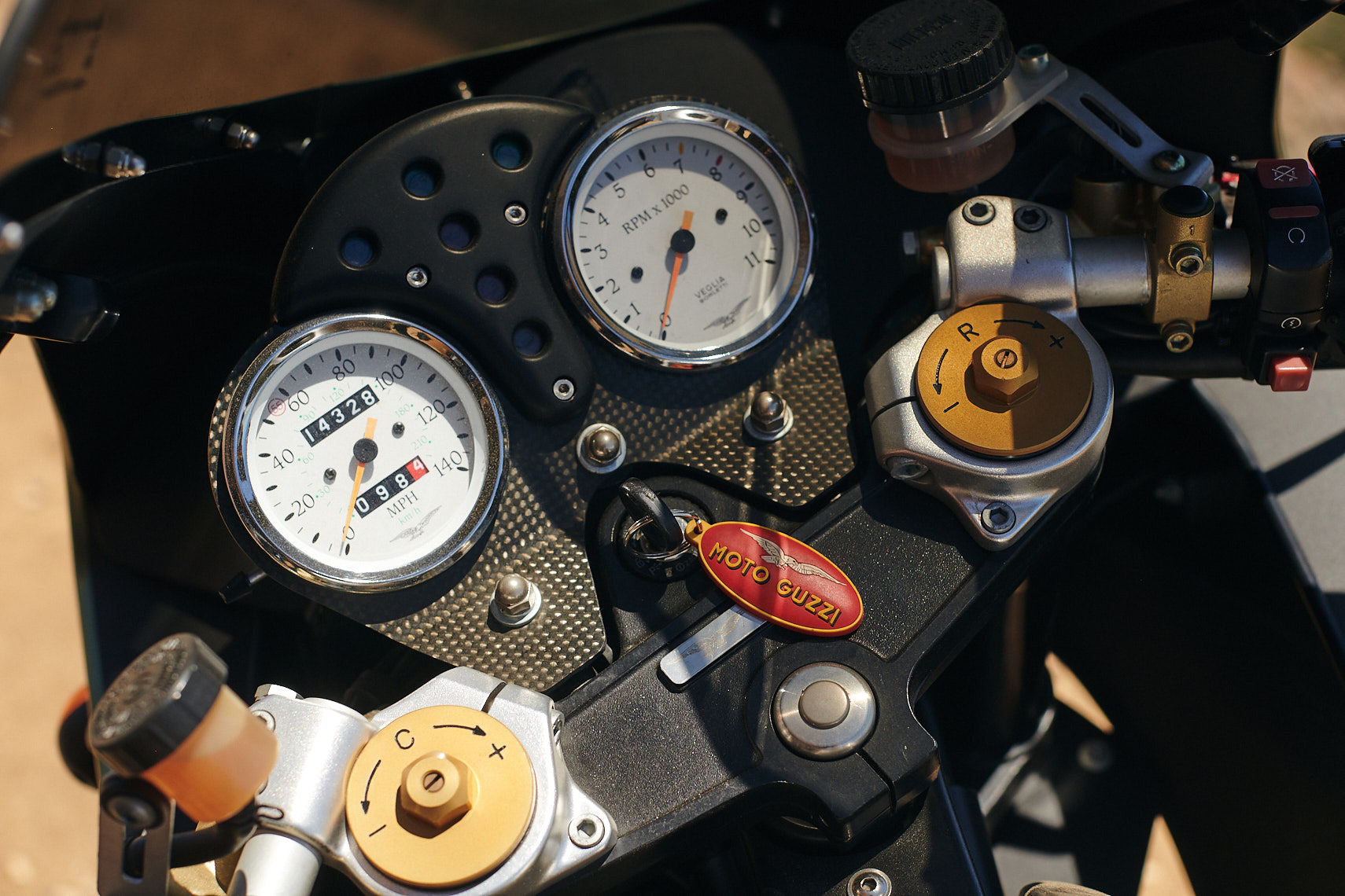 kevinzacher_motoguzzi_9849